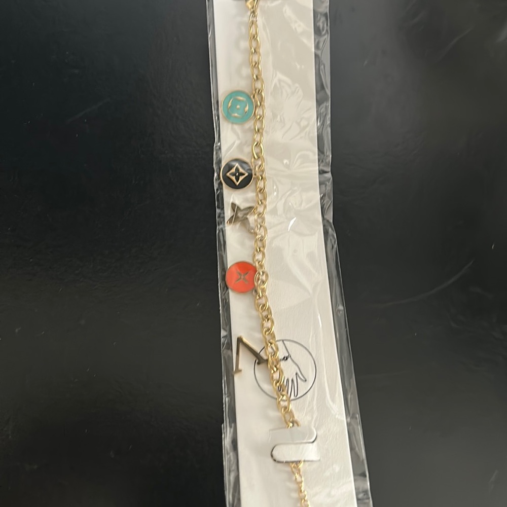 Charm bracelet